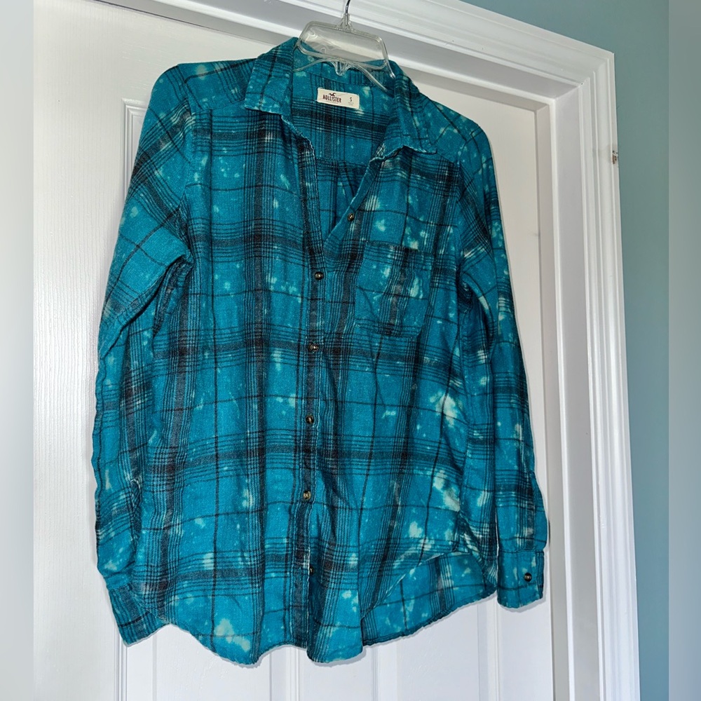 Hollister Teal Plaid “Bleach-Dye” Women’s Casual Button Down Shirt
